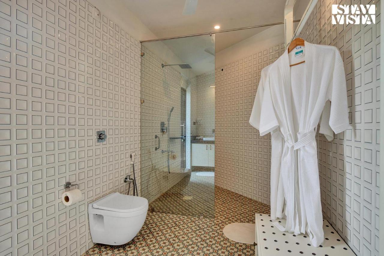Stayvista'S The Earthen Boutique - City Escape With Spacious Pool, Terrace, Lawn & Indoor-Outdoor Games ウダイプル エクステリア 写真